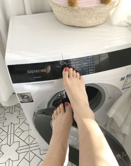 宝贝乖h跪趴同性调教女女_蓝光全集免费观看