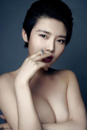 钟丽缇色戒未删减版在线观看_BD英语免费在线播放