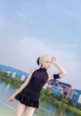 阿娇13分49秒无删减播放_十万网红美女美酱